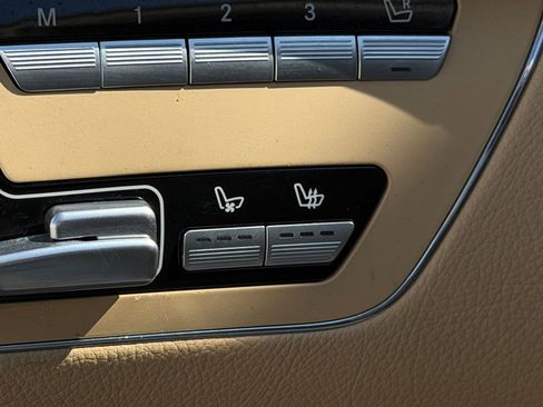 Used 2013 Mercedes-Benz S 550 image 8