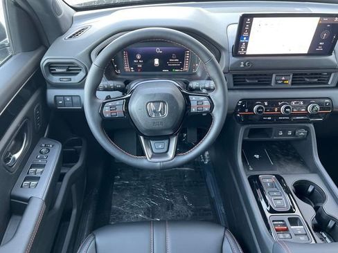 New 2026 Honda Pilot TrailSport image 6
