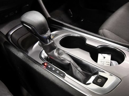 Used 2024 Chevrolet Malibu LT FWD image 26