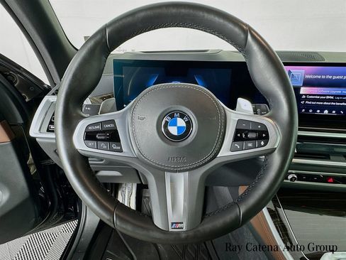 Used 2024 BMW X5 xDrive40i w/ M Sport Package AWD/4WD image 11