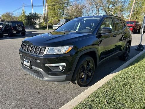 Used 2020 Jeep Compass Latitude AWD/4WD image 4