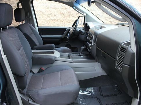 Used 2004 Nissan Armada SE w/ (BOS) Bose Pkg AWD/4WD image 20