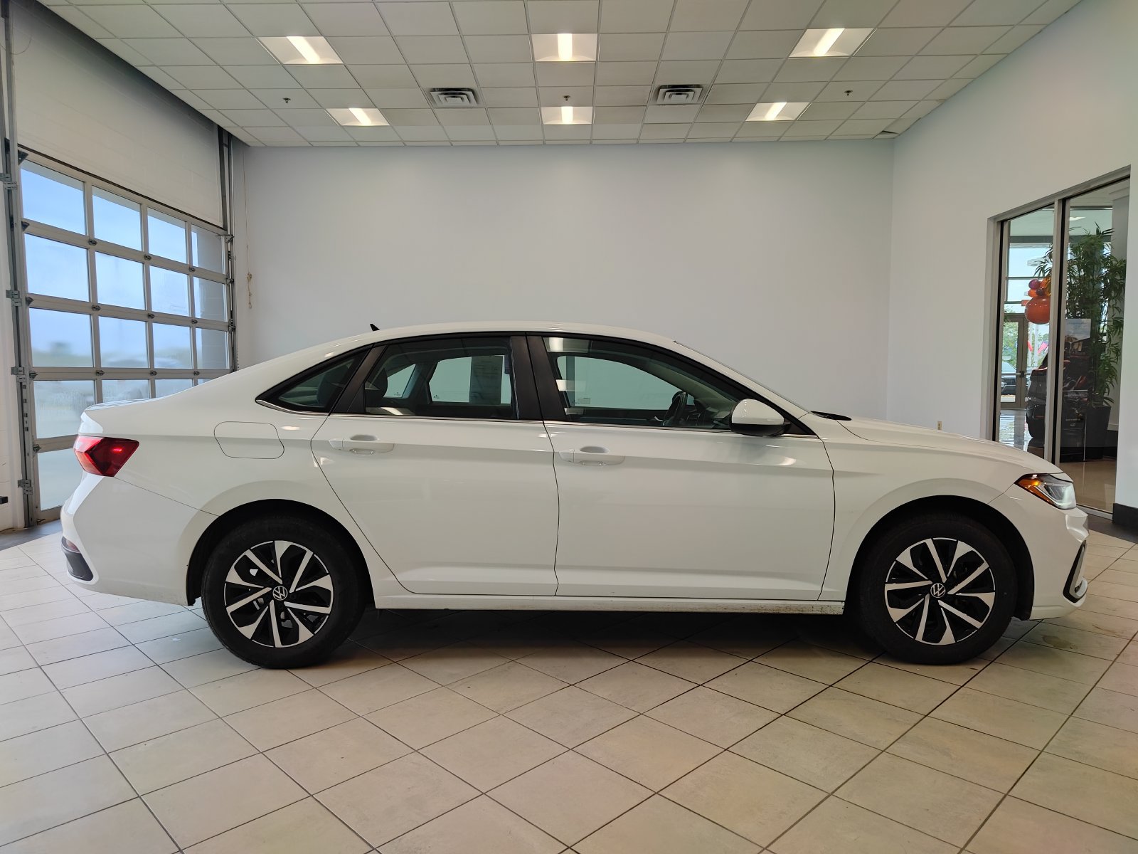 Used 2025 Volkswagen Jetta S FWD image 2