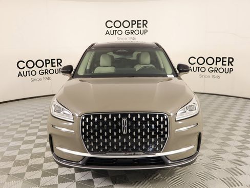 New 2025 Lincoln Corsair Reserve image 10