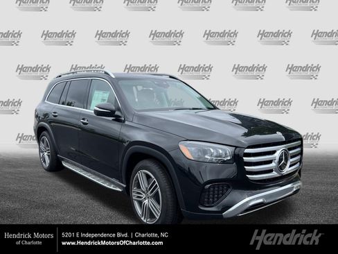 New 2026 Mercedes-Benz GLS 450 4MATIC image 1