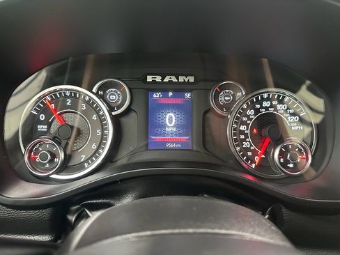 Used 2025 RAM 1500 Big Horn image 32