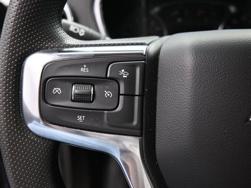 Used 2025 Chevrolet Blazer LT AWD/4WD image 21