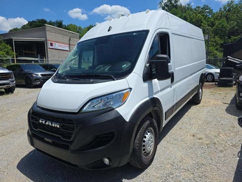 Used 2025 RAM ProMaster 2500 w/ Convenience Group FWD image 1