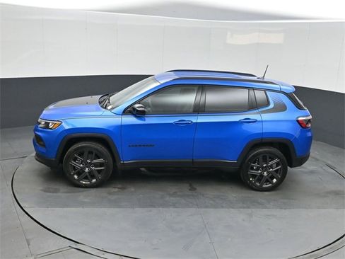 New 2026 Jeep Compass Latitude image 34