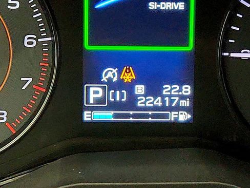 Used 2022 Subaru Crosstrek 2.0i Premium w/ Moonroof Package image 15