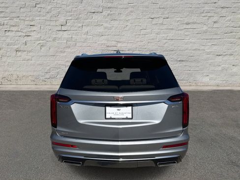 Certified 2025 Cadillac XT6 Premium Luxury image 6