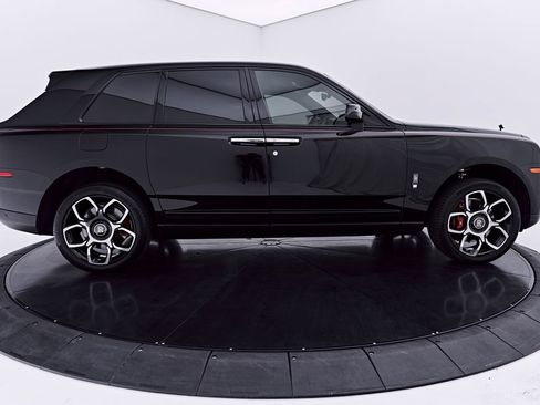 Used 2024 Rolls-Royce Cullinan Black Badge w/ Driver's Package AWD/4WD image 12