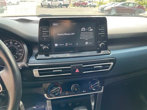 Used 2021 Kia Seltos S AWD/4WD image 18
