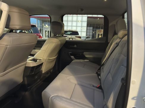Used 2024 Toyota Tundra Limited image 9