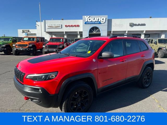 Used 2019 Jeep Cherokee Trailhawk AWD/4WD image 1