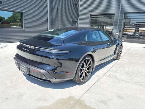 Used 2025 Porsche Taycan 4S AWD/4WD image 11