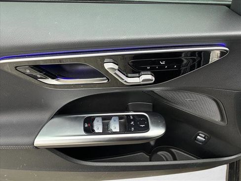 Certified 2026 Mercedes-Benz C 300 4MATIC Sedan image 11