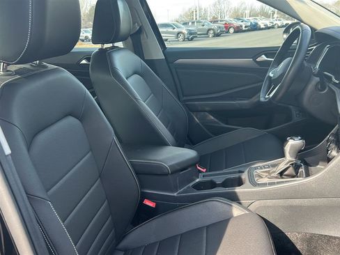 Certified 2023 Volkswagen Jetta SE w/ Panoramic Sunroof Package image 20