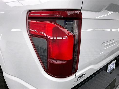 Used 2025 Ford F150 XL RWD image 27