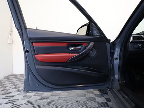 Used 2018 BMW M3 w/ Competition Package RWD image 15