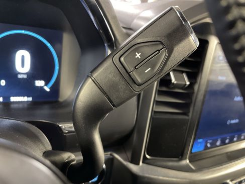 Used 2022 Ford F150 Lariat w/ Equipment Group 501A Mid image 26