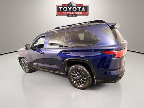 Used 2024 Toyota Sequoia Platinum image 5