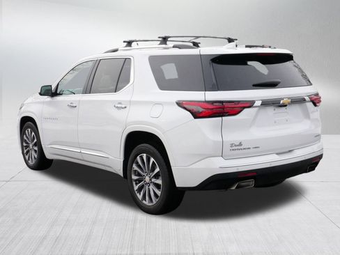 Used 2022 Chevrolet Traverse Premier image 5