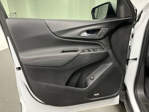 Certified 2023 Chevrolet Equinox RS w/ RS Leather Package AWD/4WD image 22
