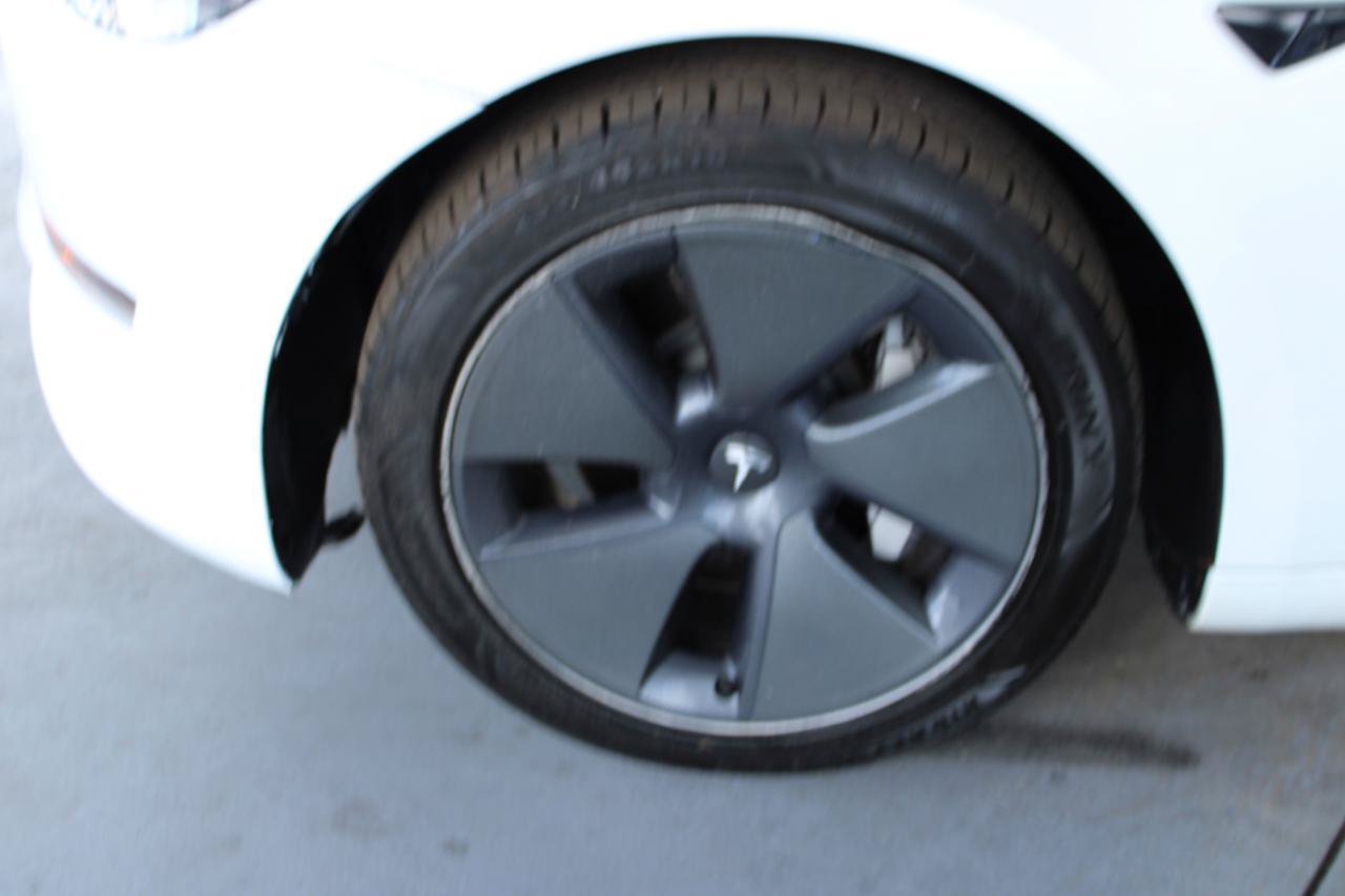 Used 2022 Tesla Model 3 RWD image 13