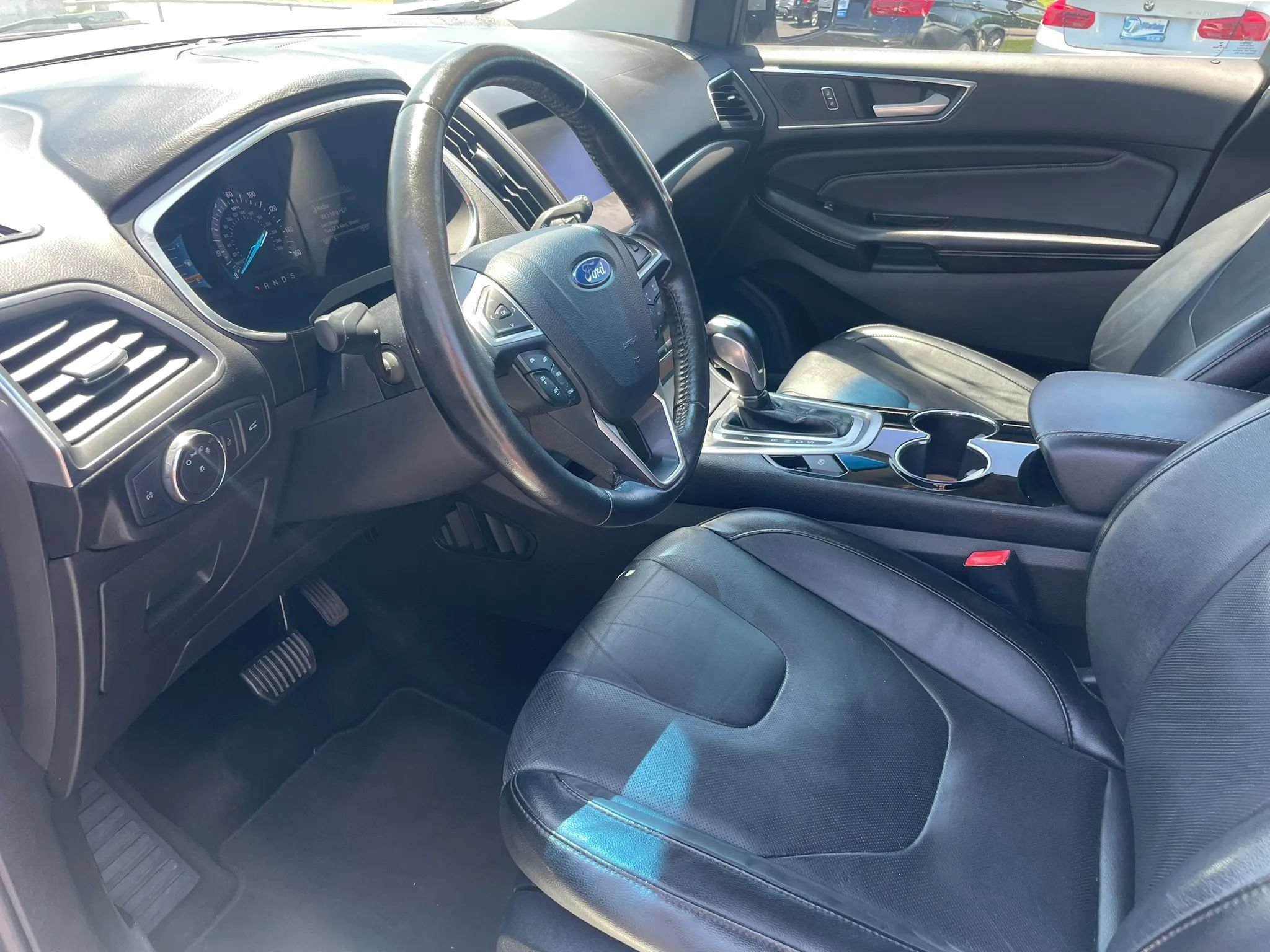 Used 2015 Ford Edge Titanium w/ Equipment Group 301A FWD image 30