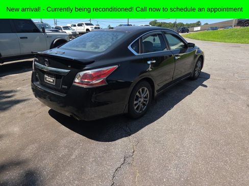 Used 2015 Nissan Altima 2.5 S w/ Special Edition Package FWD image 7
