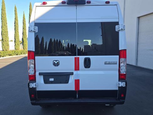 Used 2023 RAM ProMaster 2500 image 3