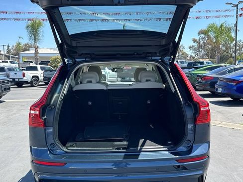 Used 2023 Volvo XC60 B5 Plus w/ Climate Package FWD image 16