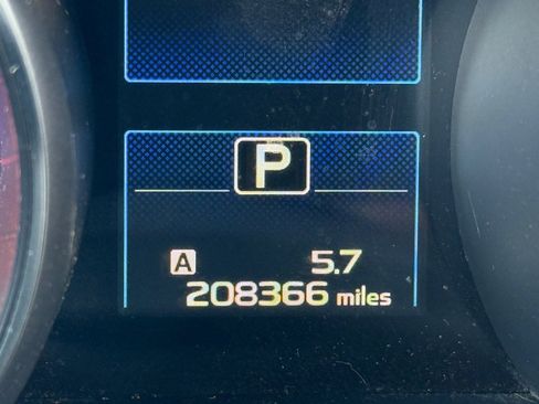 Used 2015 Subaru Outback 2.5i Limited image 13