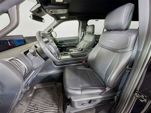 Used 2025 Ford Expedition Max Platinum w/ Stealth Performance Package AWD/4WD image 11