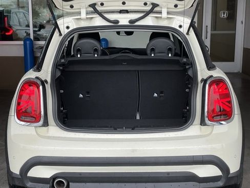 Used 2023 MINI Cooper 2-Door Hardtop image 19