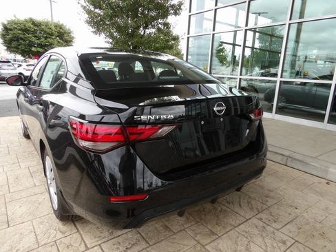 New 2025 Nissan Sentra S image 5