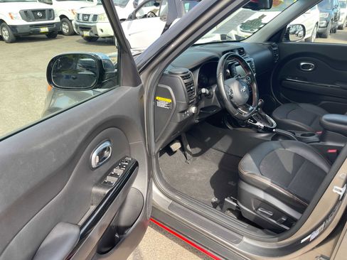 Used 2019 Kia Soul ! w/ Technology Package image 15