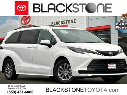 Used 2025 Toyota Sienna LE w/ LE Plus Package