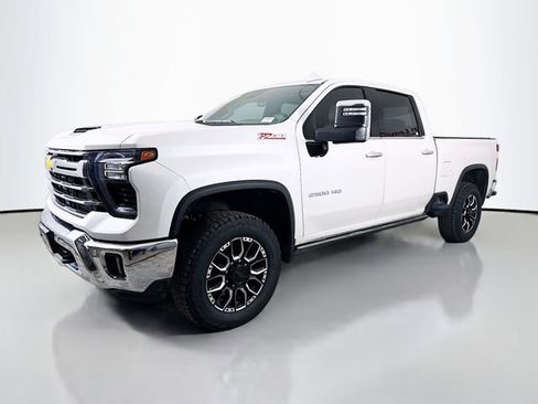 Used 2024 Chevrolet Silverado 2500 LTZ w/ LTZ Convenience Package image 4
