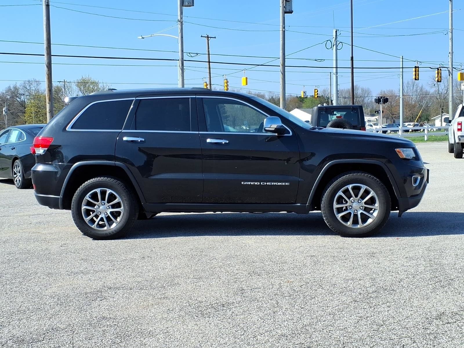 Used 2014 Jeep Grand Cherokee Limited w/ Luxury Group II AWD/4WD image 21