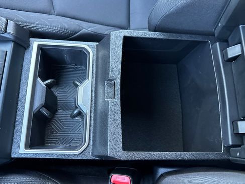 Certified 2025 Toyota Tacoma SR5 image 33