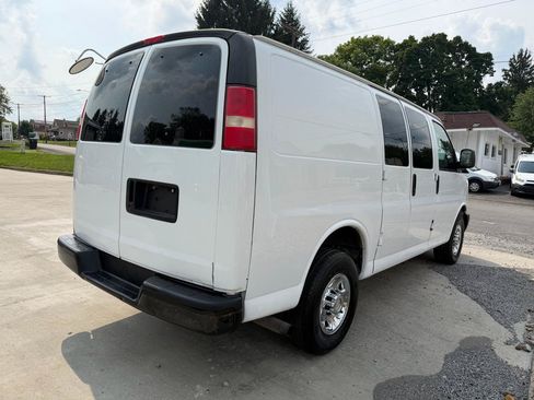 Used 2007 Chevrolet Express 2500 RWD image 4