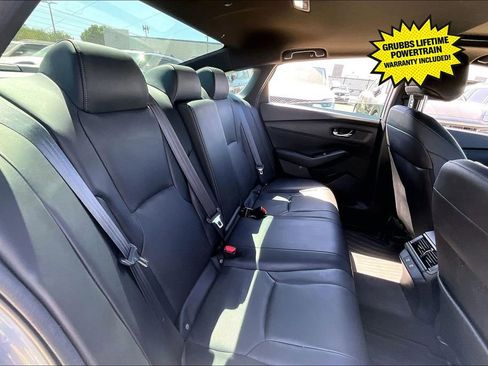 Used 2025 Honda Accord Sport image 36
