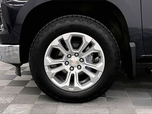 Used 2022 Chevrolet Silverado 1500 LTZ w/ LTZ Premium Package image 8