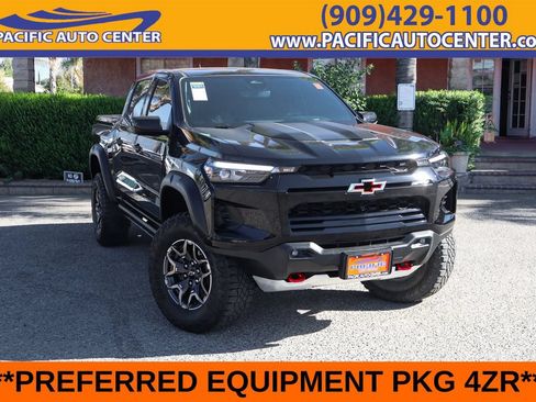 Used 2024 Chevrolet Colorado ZR2 w/ ZR2 Convenience Package III AWD/4WD image 1