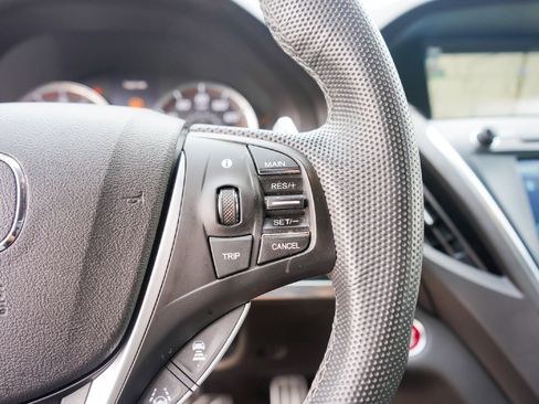 Used 2020 Acura MDX A-Spec image 11