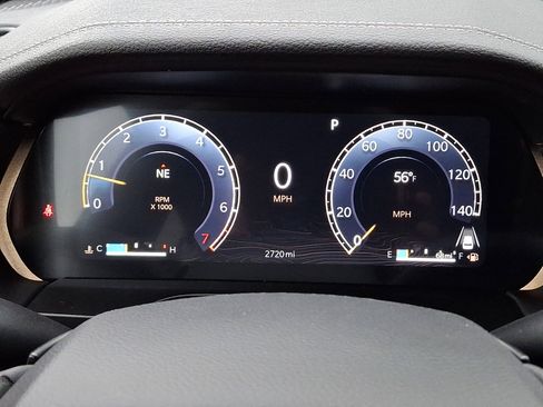 Certified 2025 Jeep Grand Cherokee Limited w/ Luxury Tech Group II AWD/4WD image 22