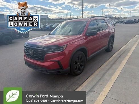 Used 2025 Honda Pilot Black Edition image 4