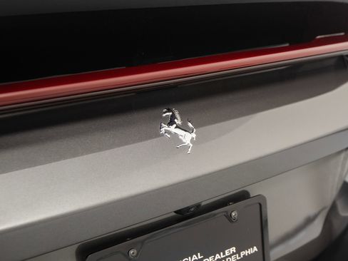 Certified 2025 Ferrari 12Cilindri RWD image 13